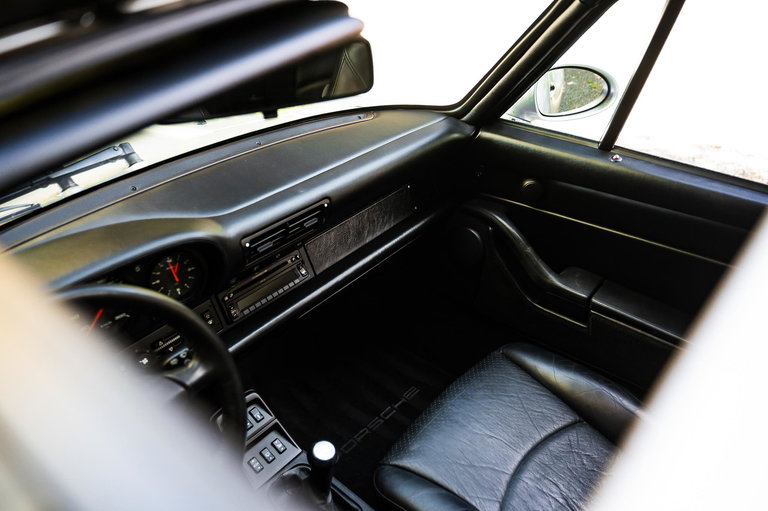 Porsche 993 Carrera 4S