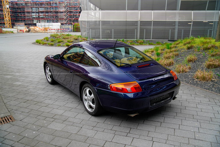 Porsche 996 Carrera