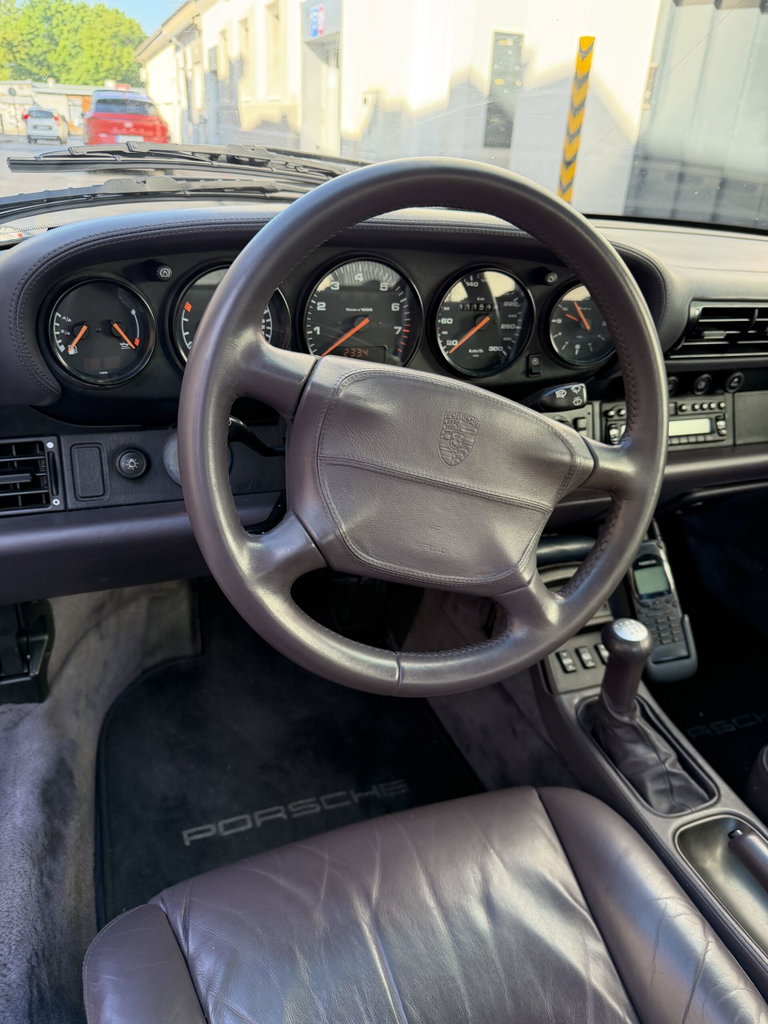 Porsche 993 Carrera 4S