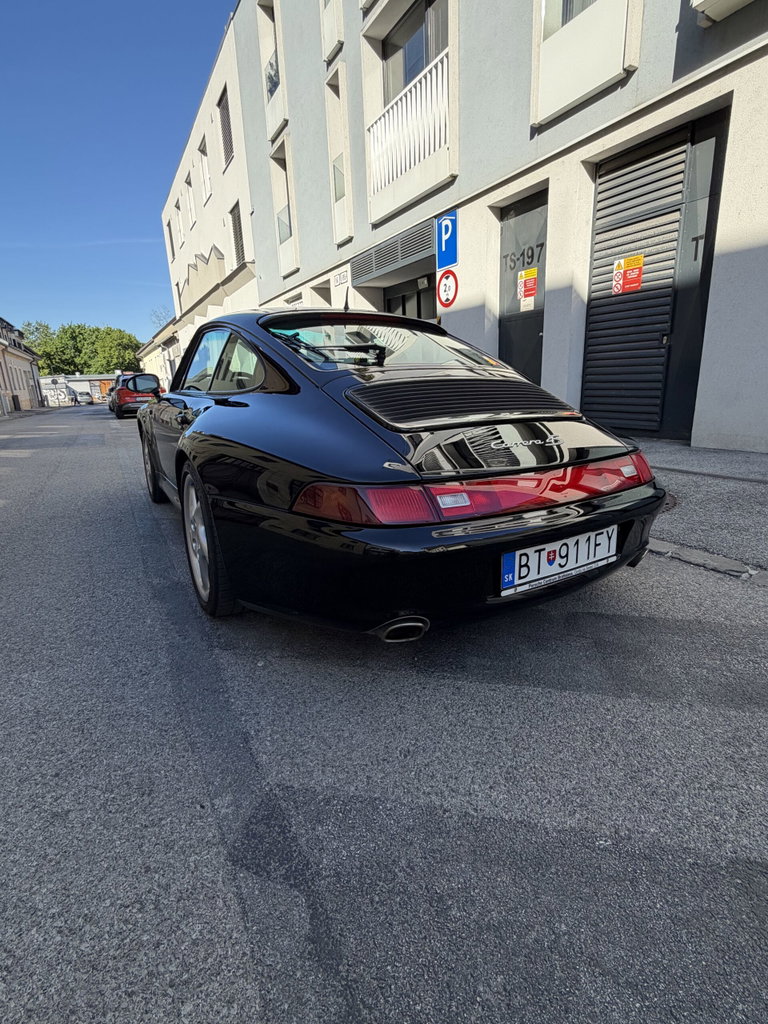 Porsche 993 Carrera 4S