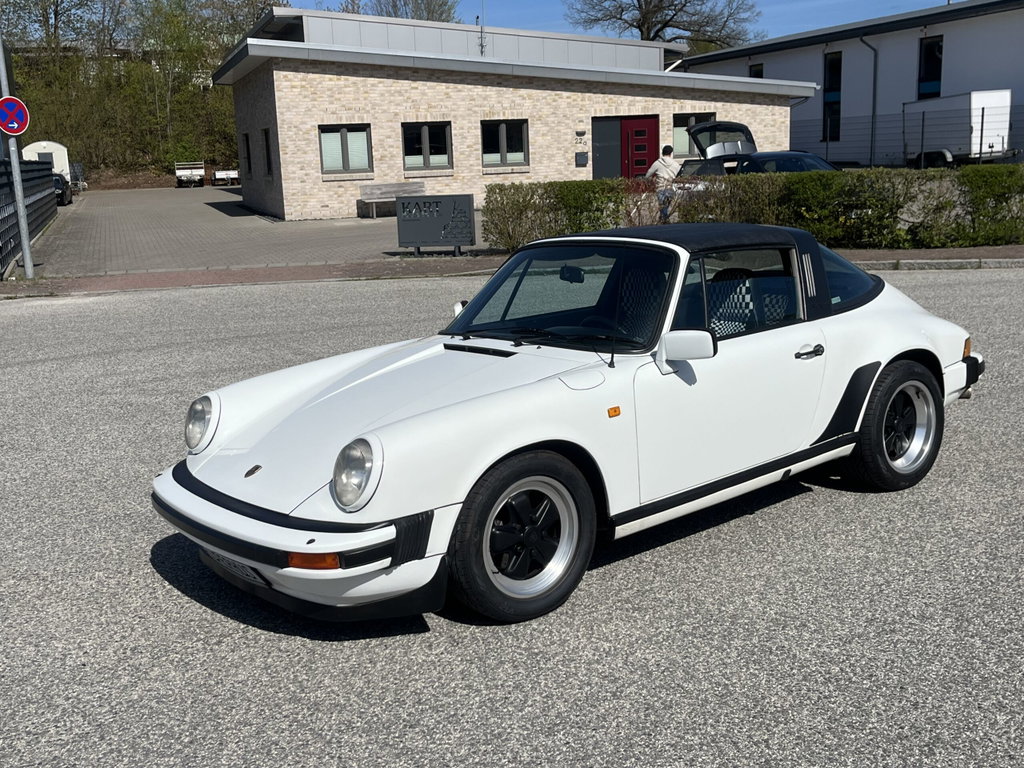 Porsche 911 SC