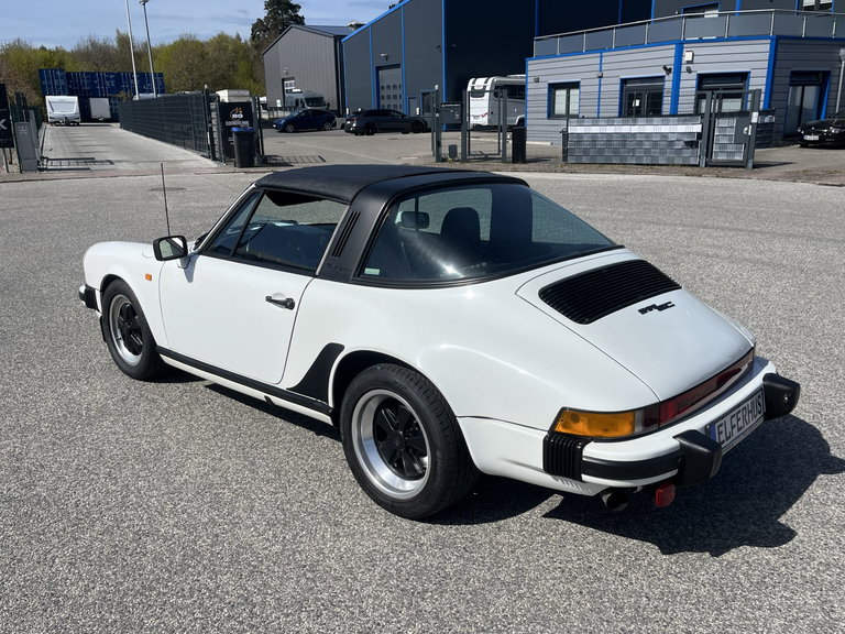 Porsche 911 SC