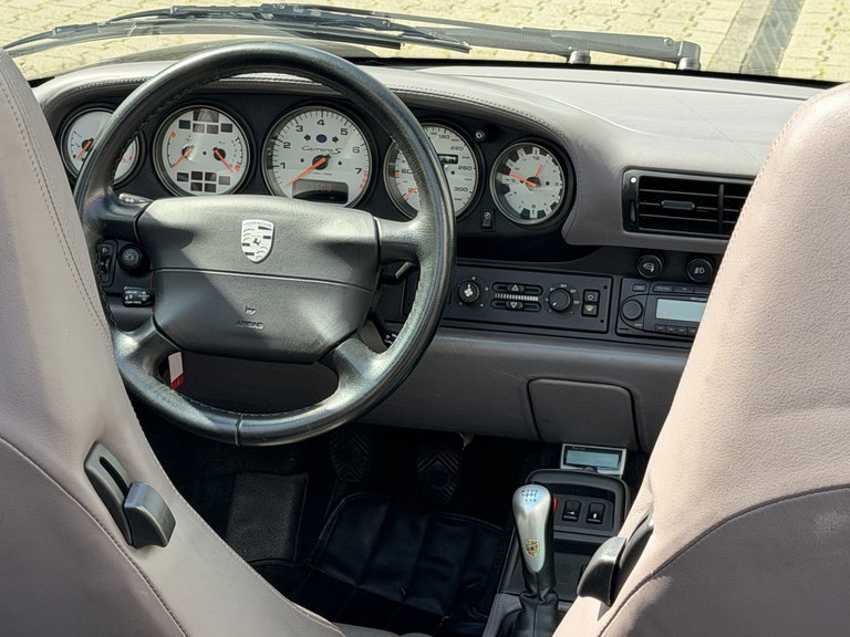 Porsche 993 Carrera