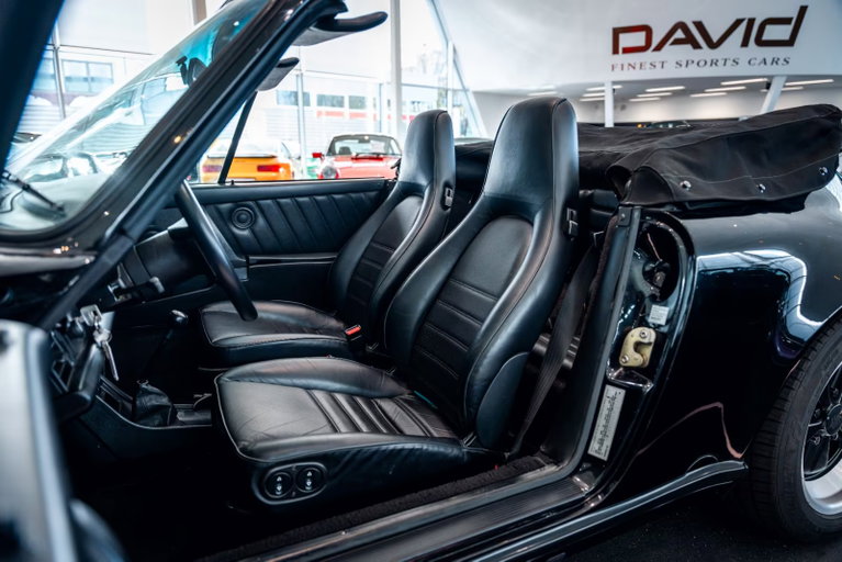 Porsche 911 Carrera 3.2