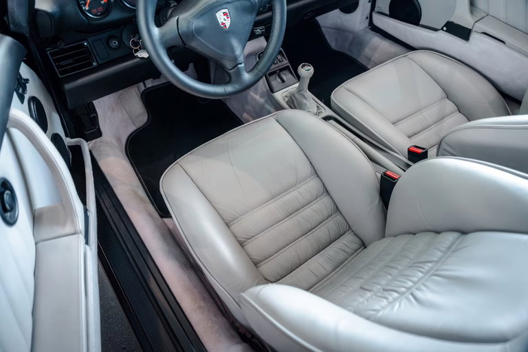 Porsche 964 Carrera 2