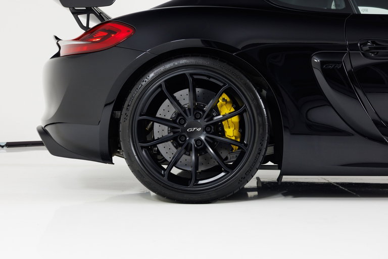 Porsche 981 Cayman GT4