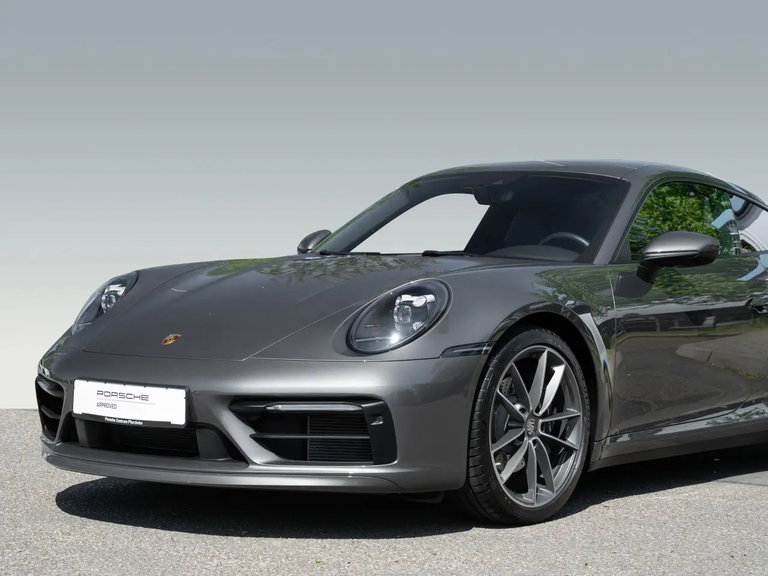 Porsche 992 Carrera