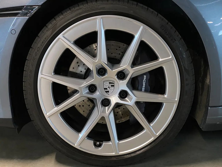 Porsche 992.2 Carrera