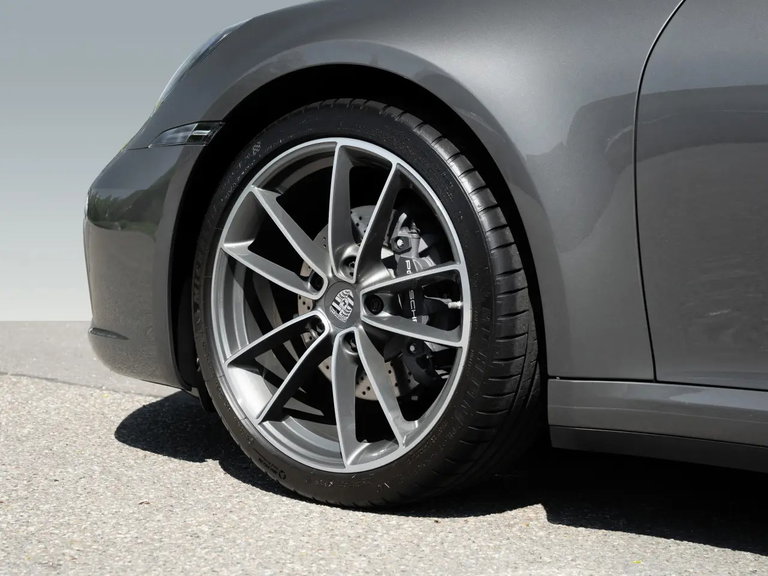 Porsche 992 Carrera