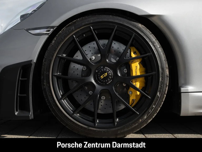 Porsche 718 Spyder RS