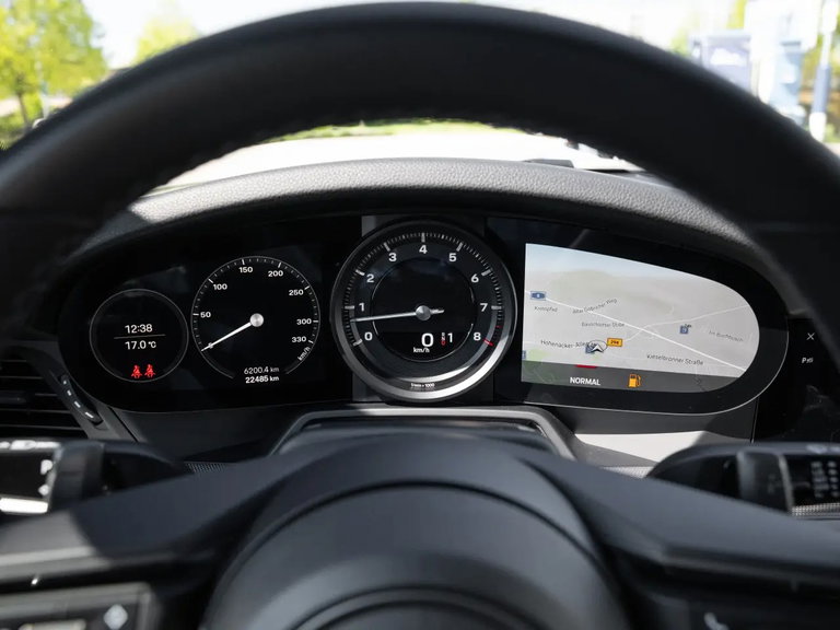 Porsche 992 Carrera