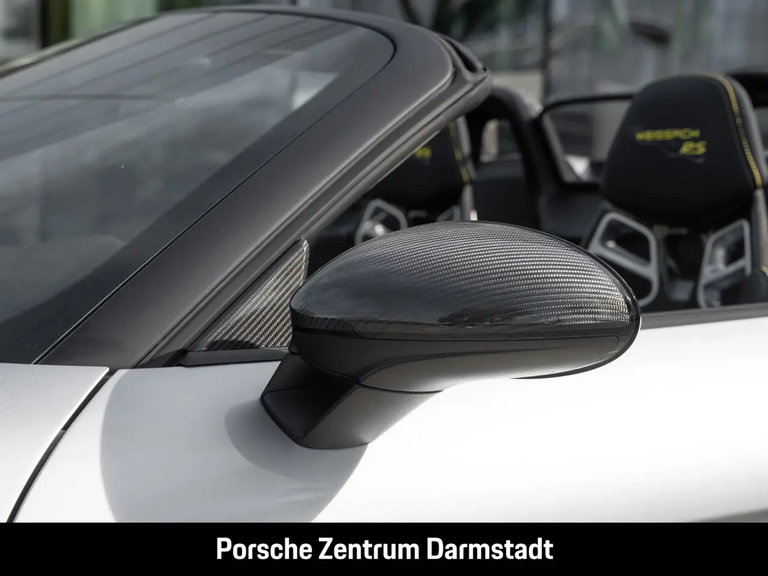 Porsche 718 Spyder RS