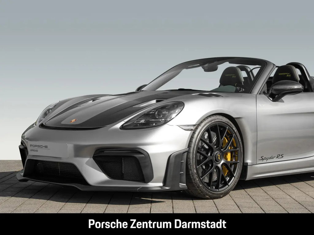 Porsche 718 Spyder RS