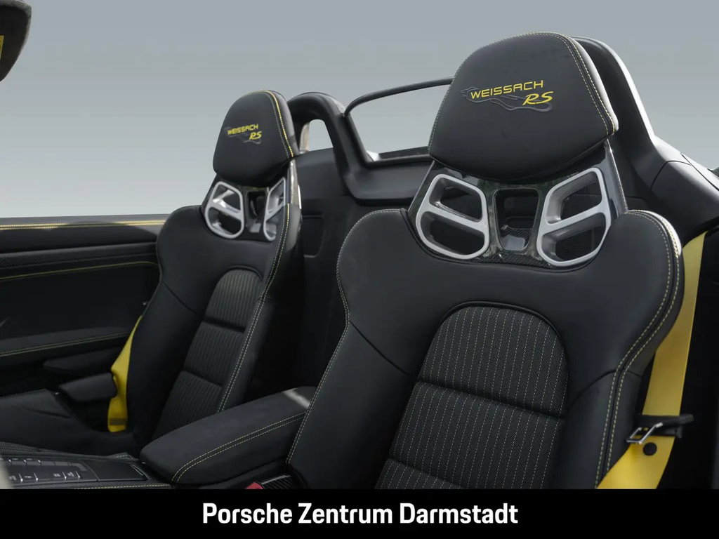 Porsche 718 Spyder RS