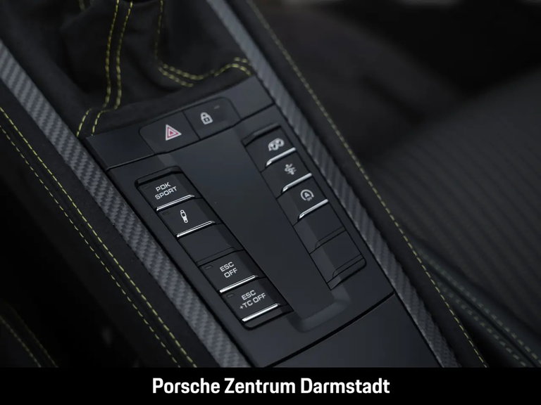 Porsche 718 Spyder RS