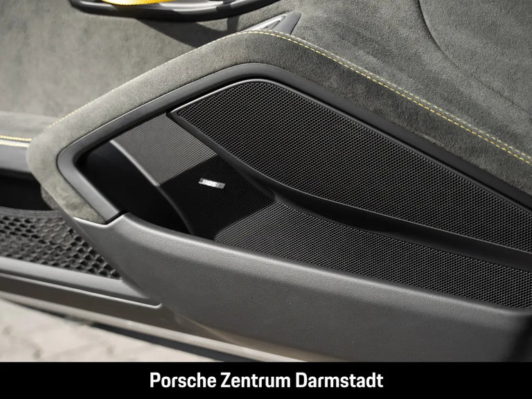 Porsche 718 Spyder RS
