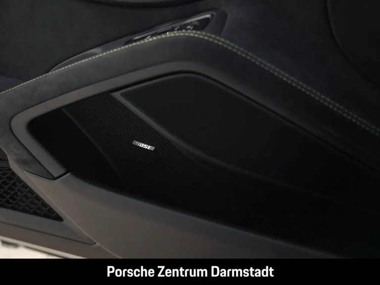 Porsche 718 Spyder RS