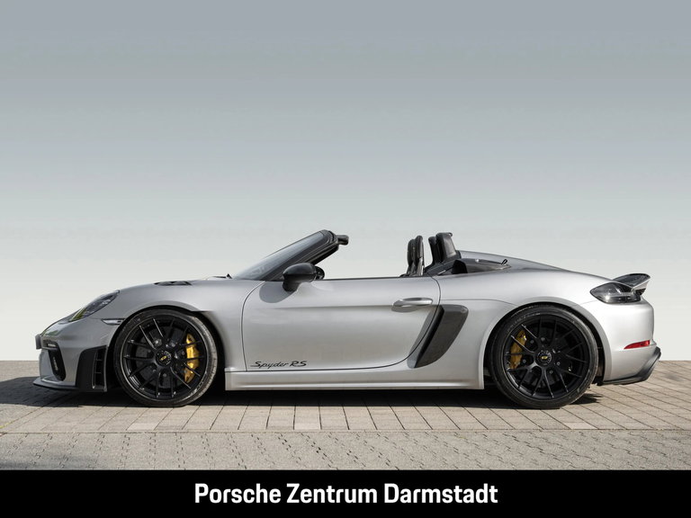 Porsche 718 Spyder RS