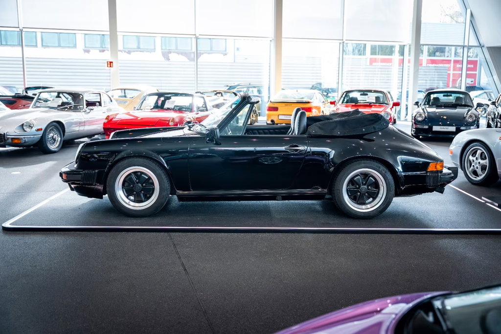 Porsche 911 Carrera 3.2