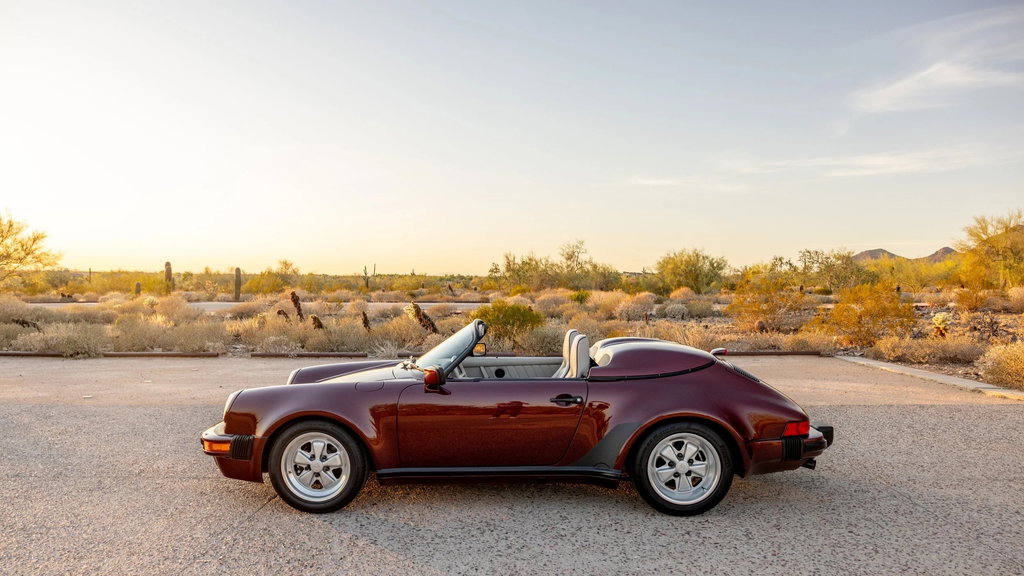 Porsche 911 Carrera 3.2 Speedster (US)