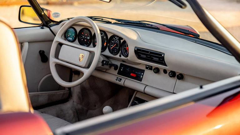 Porsche 911 Carrera 3.2 Speedster (US)