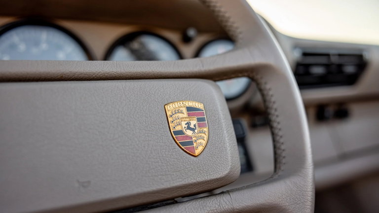 Porsche 911 Carrera 3.2 Speedster (US)
