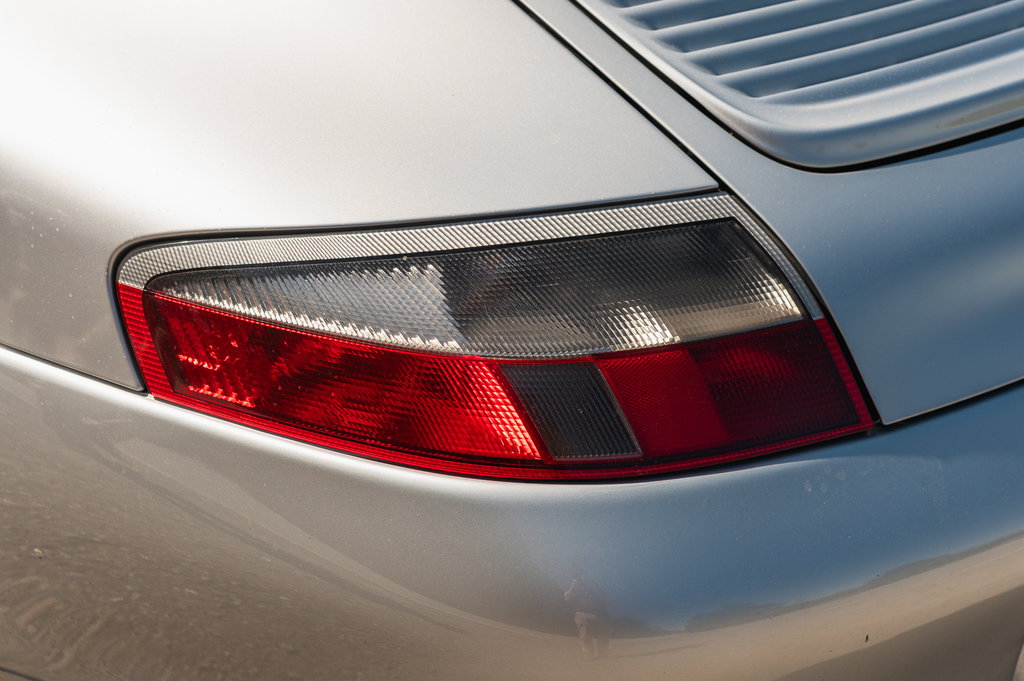 Porsche 996 Carrera 4