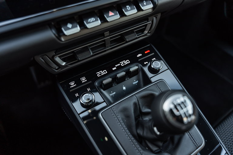 Porsche 992 Carrera T