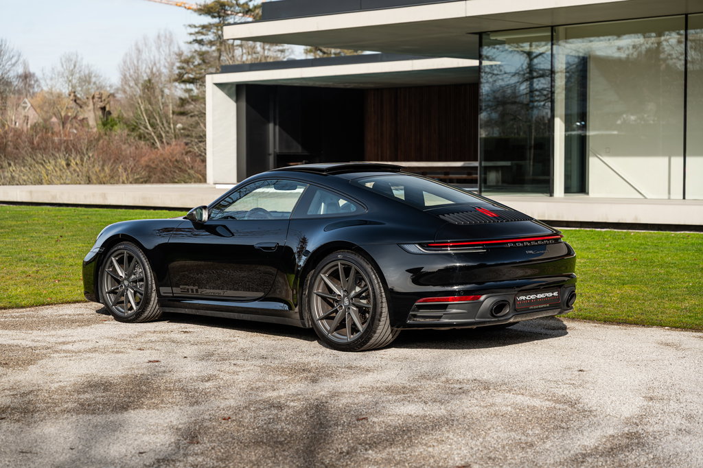Porsche 992 Carrera T