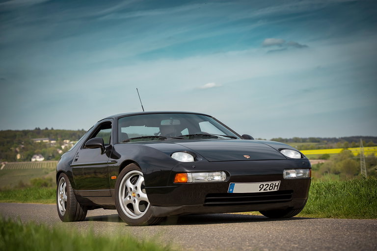 Porsche 928 GTS