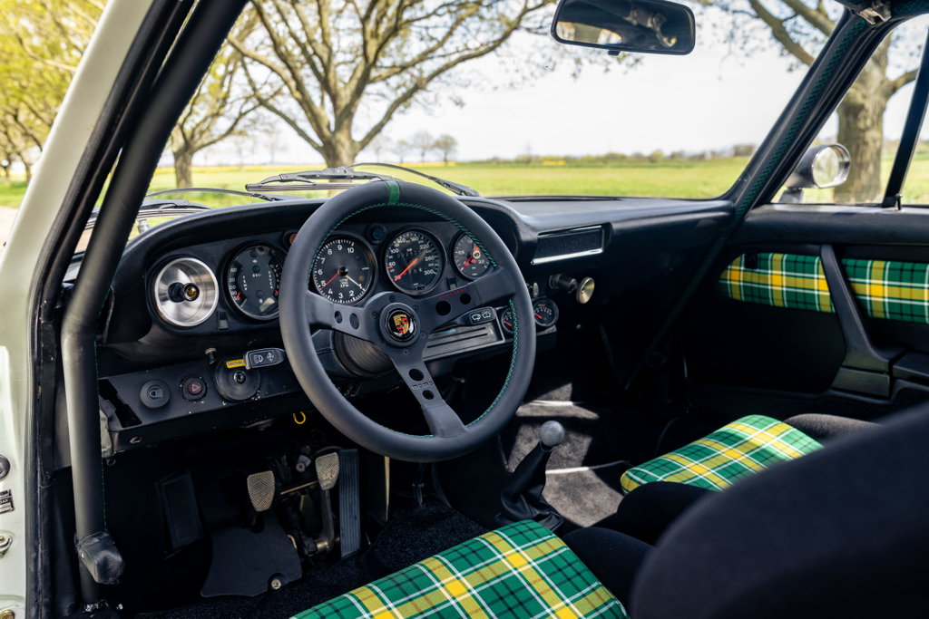 Porsche 934