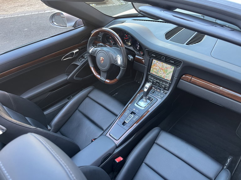 Porsche 991 Carrera 4