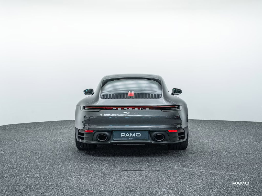 Porsche 992 Carrera