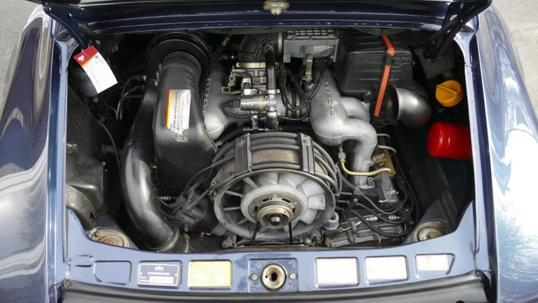 Porsche 911 Carrera 3.2