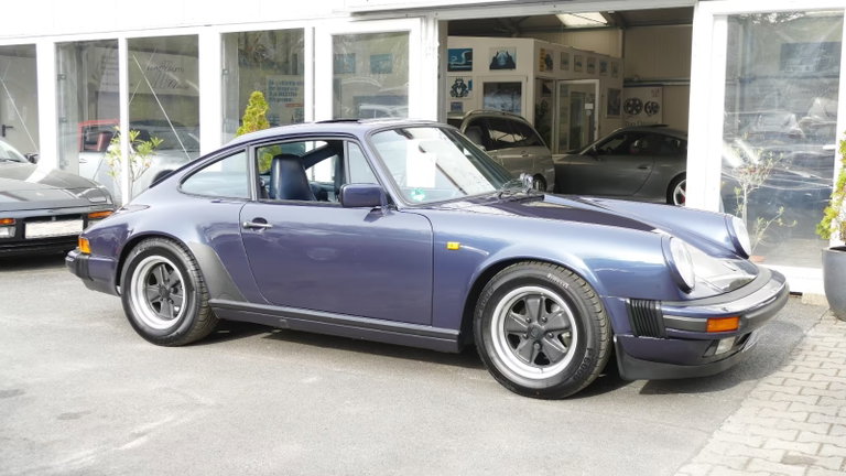 Porsche 911 Carrera 3.2