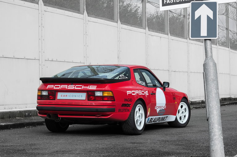 Porsche 944 Turbo Cup