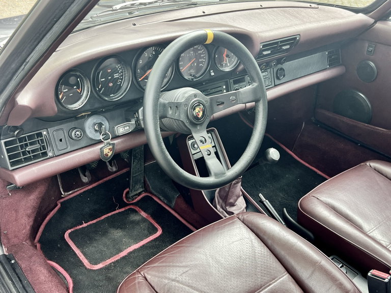 Porsche 911 Carrera 3.2