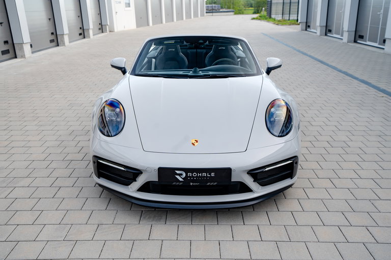Porsche 992 Carrera GTS