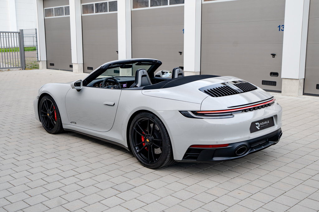 Porsche 992 Carrera GTS