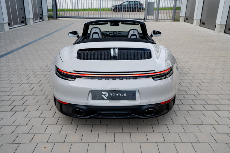 Porsche 992 Carrera GTS