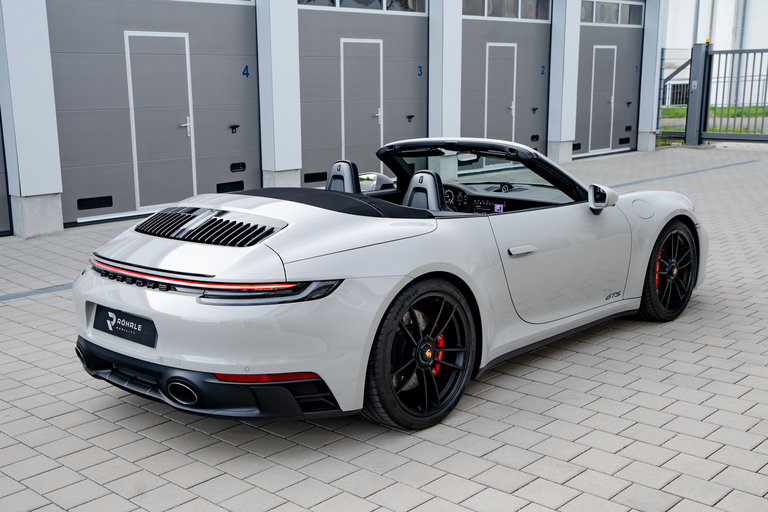Porsche 992 Carrera GTS