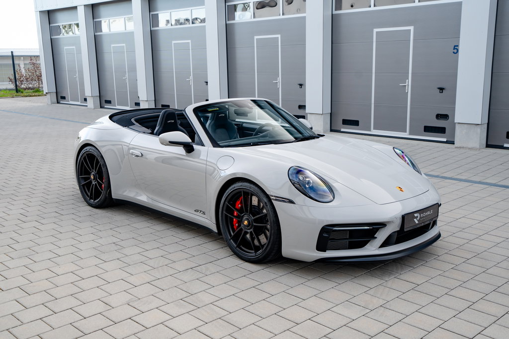 Porsche 992 Carrera GTS