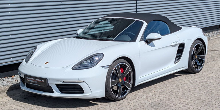 Porsche 718 Boxster