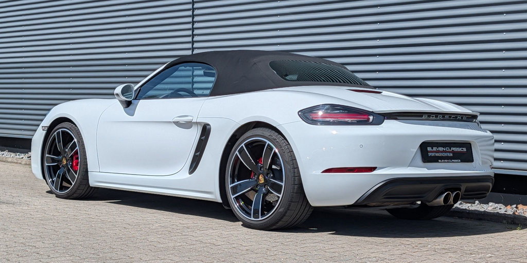 Porsche 718 Boxster