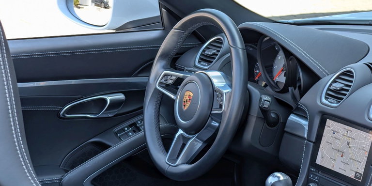 Porsche 718 Boxster