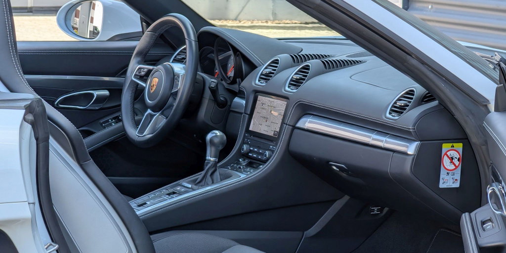 Porsche 718 Boxster