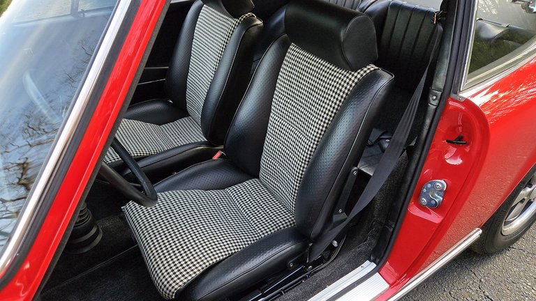 Porsche 911 S (F-Modell)