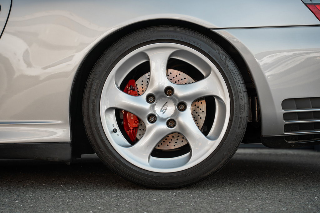Porsche 996.2 Carrera 4S