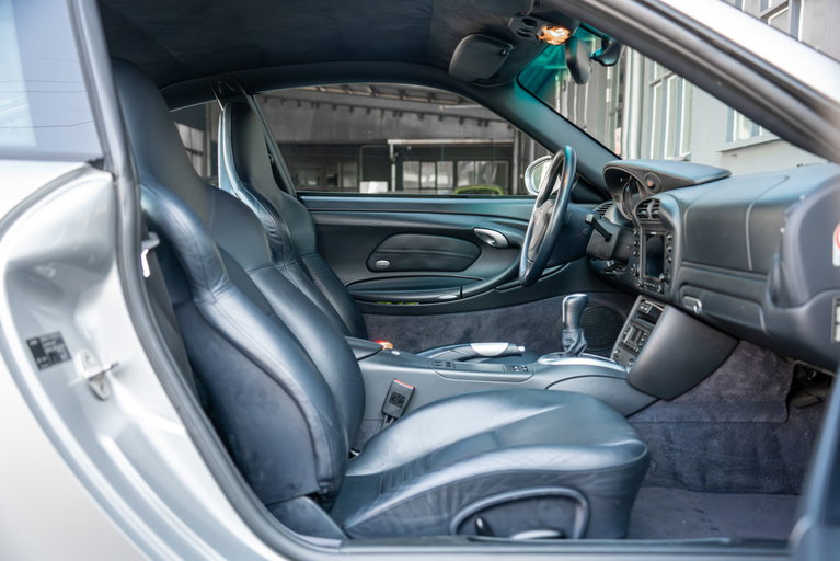 Porsche 996.2 Carrera 4S