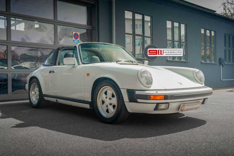 Porsche 911 Carrera 3.2